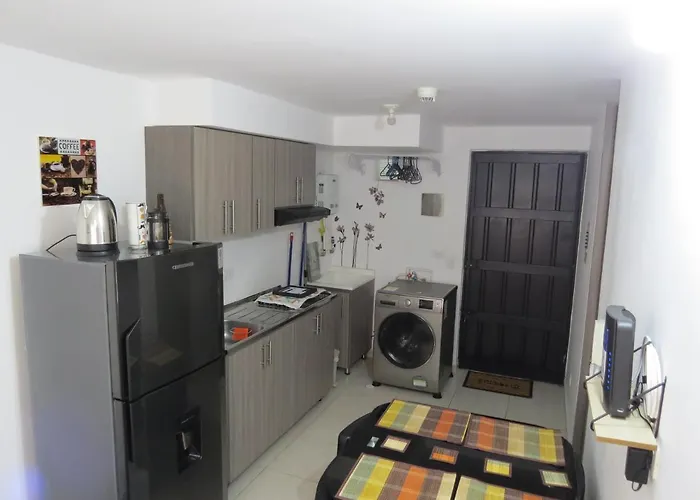 Acogedor Apartamento En Armenia Wifi 2 Habitaciones - Wifi - Piscina - Parqueadero Privado