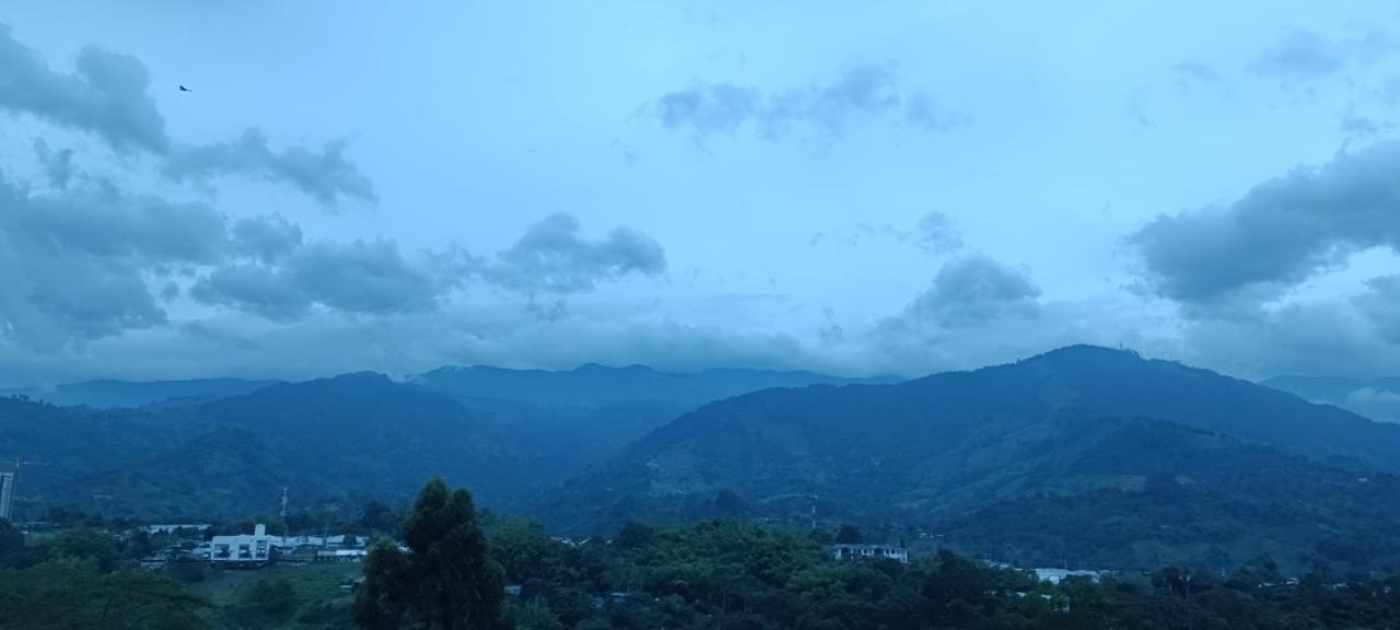 Apartment Acogedor En Wifi 2 - Wifi - Piscina - Parqueadero Privado Armenia (Quindio)